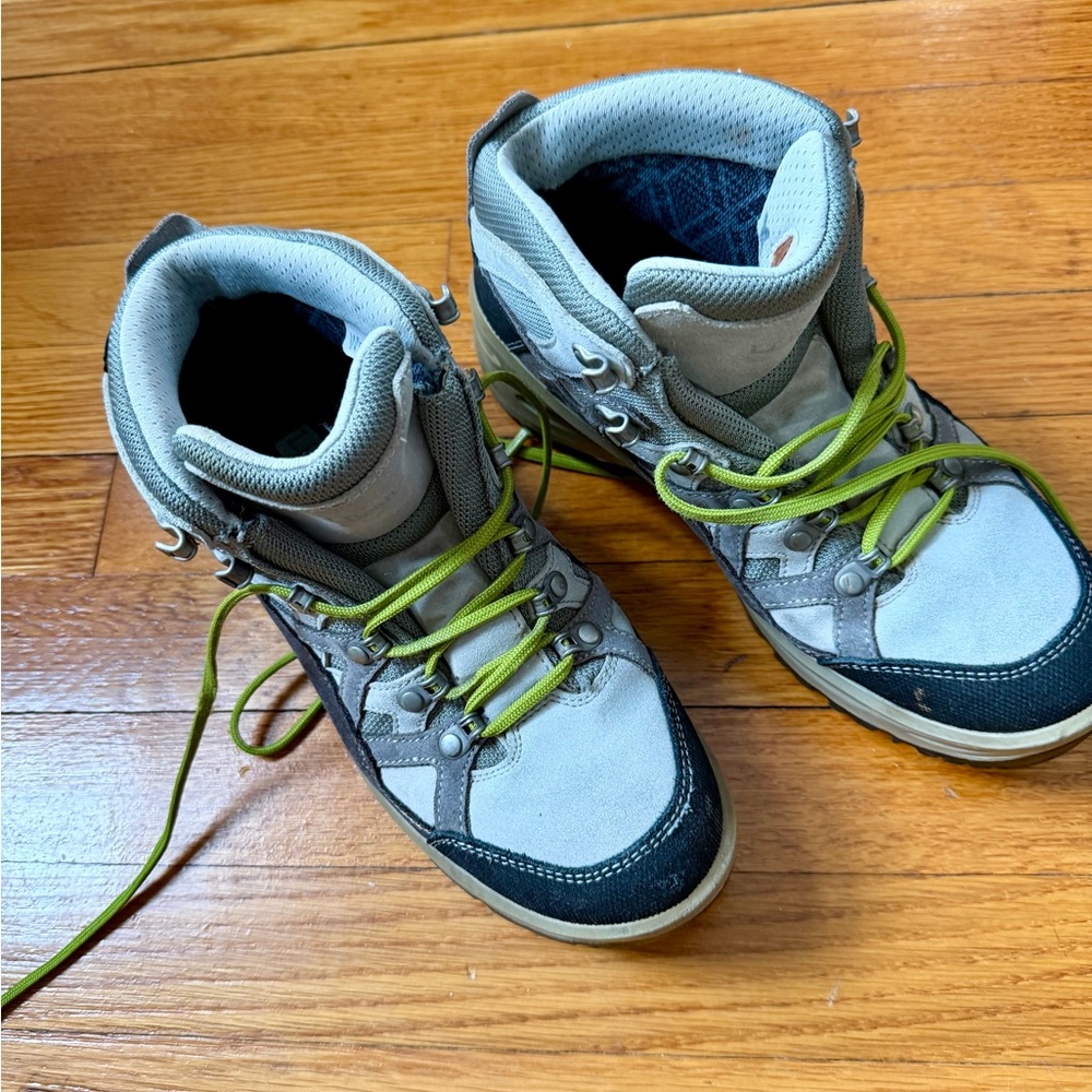 L.L. Bean Gray and Green Athletic Shoes